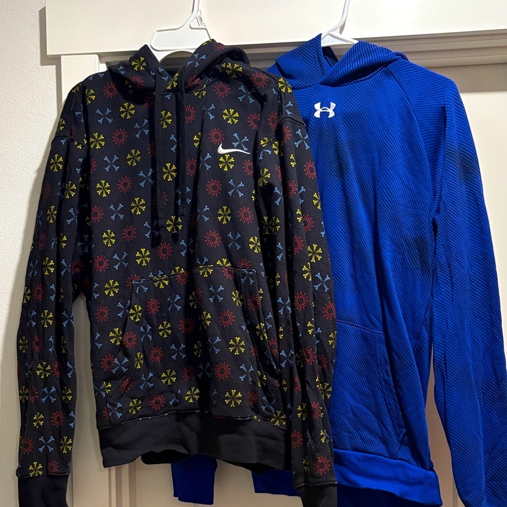 Lot of 2x [Nike] & [Under Armour] Long-Sleeve Hoodie Hooded Sweatshirts Youth - Picture 5 of 16